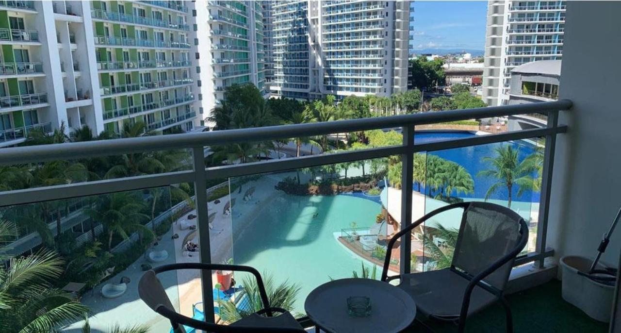Azure Urban Resort Paranaque City Extérieur photo