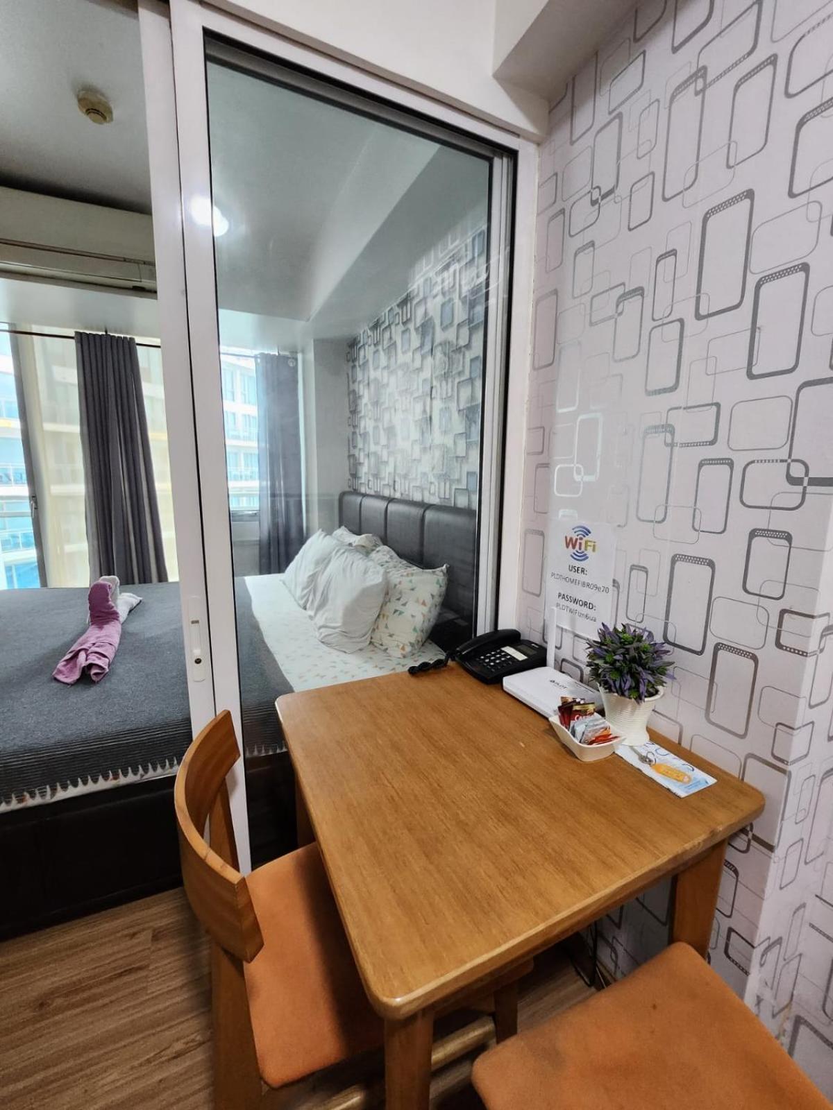 Azure Urban Resort Paranaque City Extérieur photo