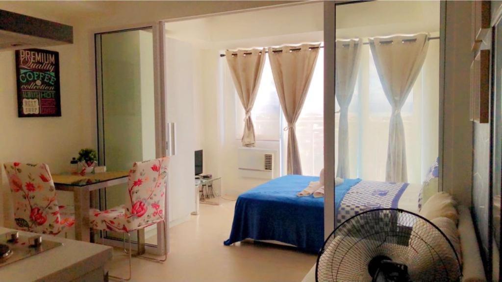 Azure Urban Resort Paranaque City Extérieur photo